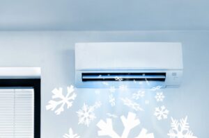 graphic-of-cold-air-flowing-out-of-a-ductless-mini-split-air-handler